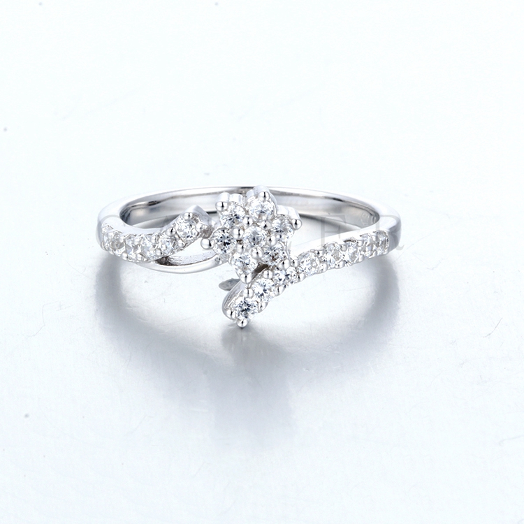 Simple Diamond Ring K0112R