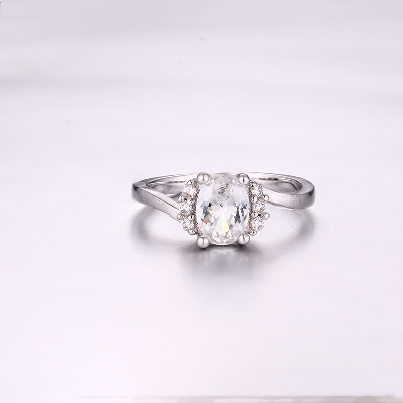 Simple Oval CZ Ring K0294R