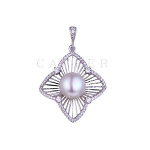 Luxurious Pearl Pendant K0065P