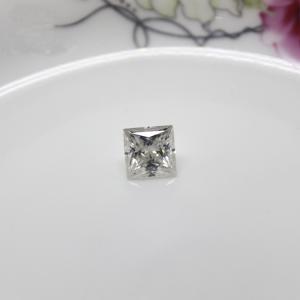 White Moissanite Square Cut Synthetic Diamond for K Gold Jewelry